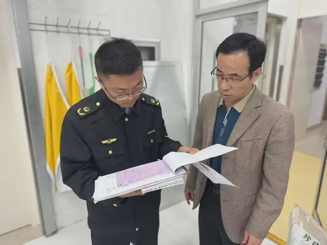 场监管局开展全区学校食堂集中监督检查尊龙凯时app感知山东 滨州滨城区市(图3)